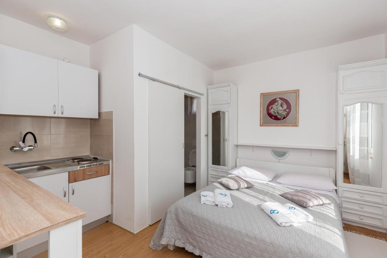 Apartments Tolic 比奥格勒·纳·莫鲁 外观 照片