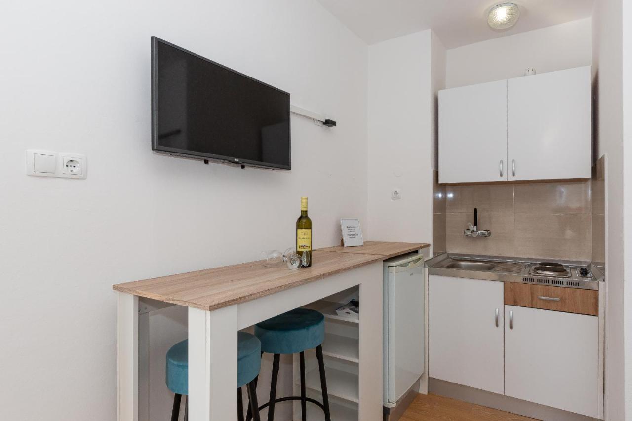 Apartments Tolic 比奥格勒·纳·莫鲁 外观 照片