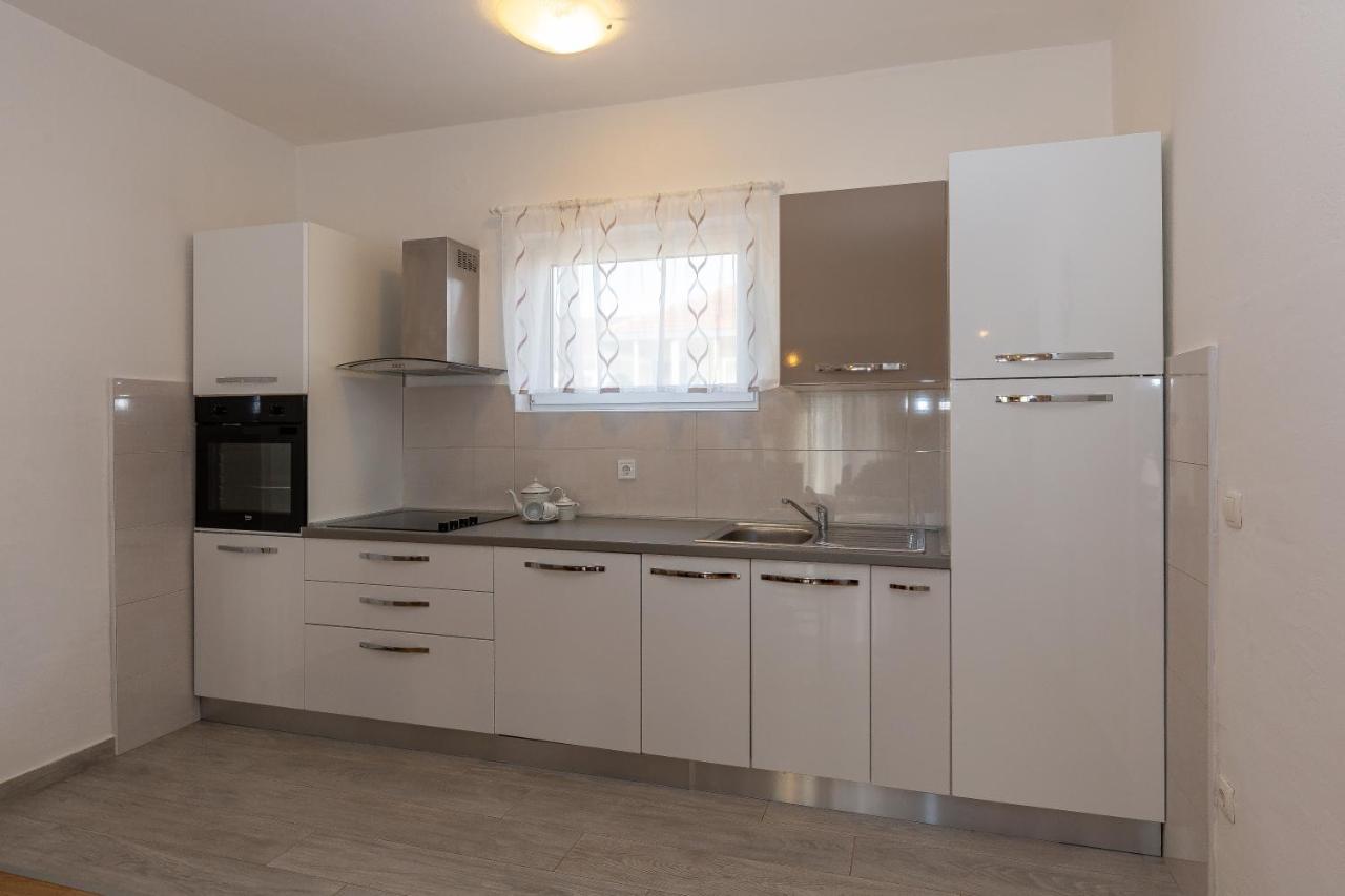 Apartments Tolic 比奥格勒·纳·莫鲁 外观 照片